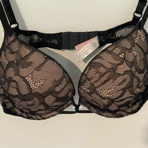 Victoria’s Secret padded black lace bra
